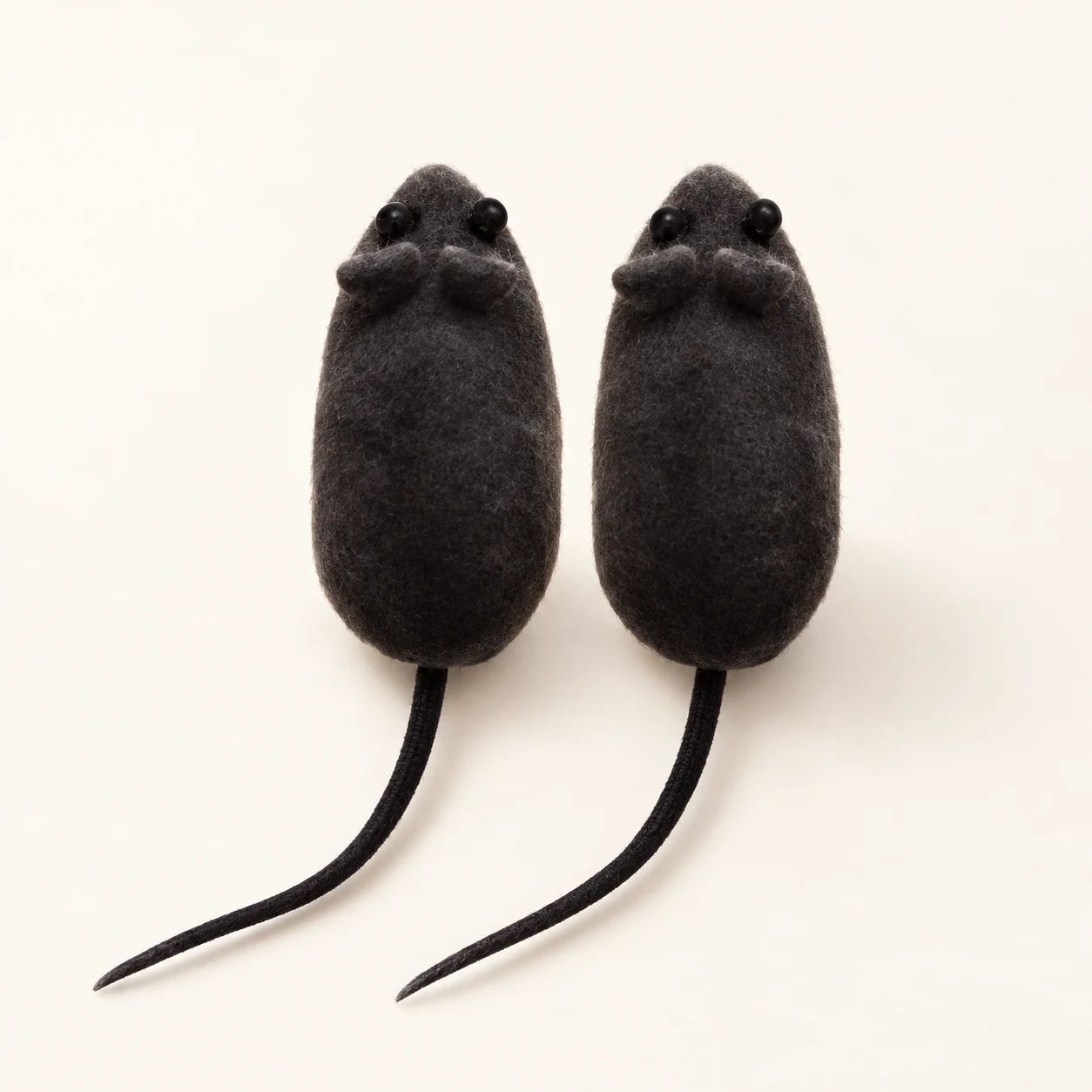 Kit C/2 Ratinhos Reais com Apito para Gatos